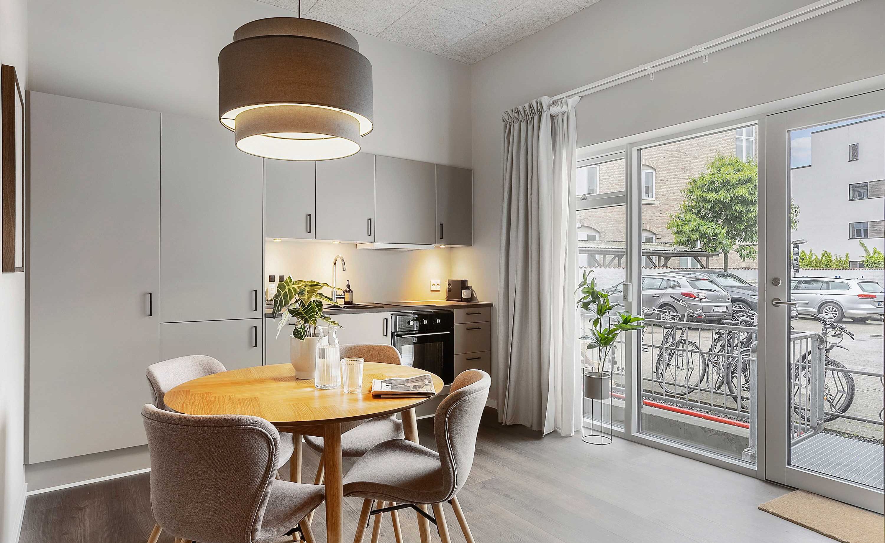 Refrigerador, horno, placa de cocina, lavavajillas