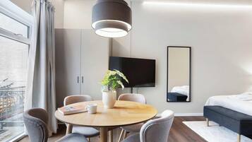 1 Schlafzimmer, Schreibtisch, Bügeleisen/Bügelbrett, WLAN