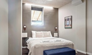 1 bedroom, desk, iron/ironing board, WiFi