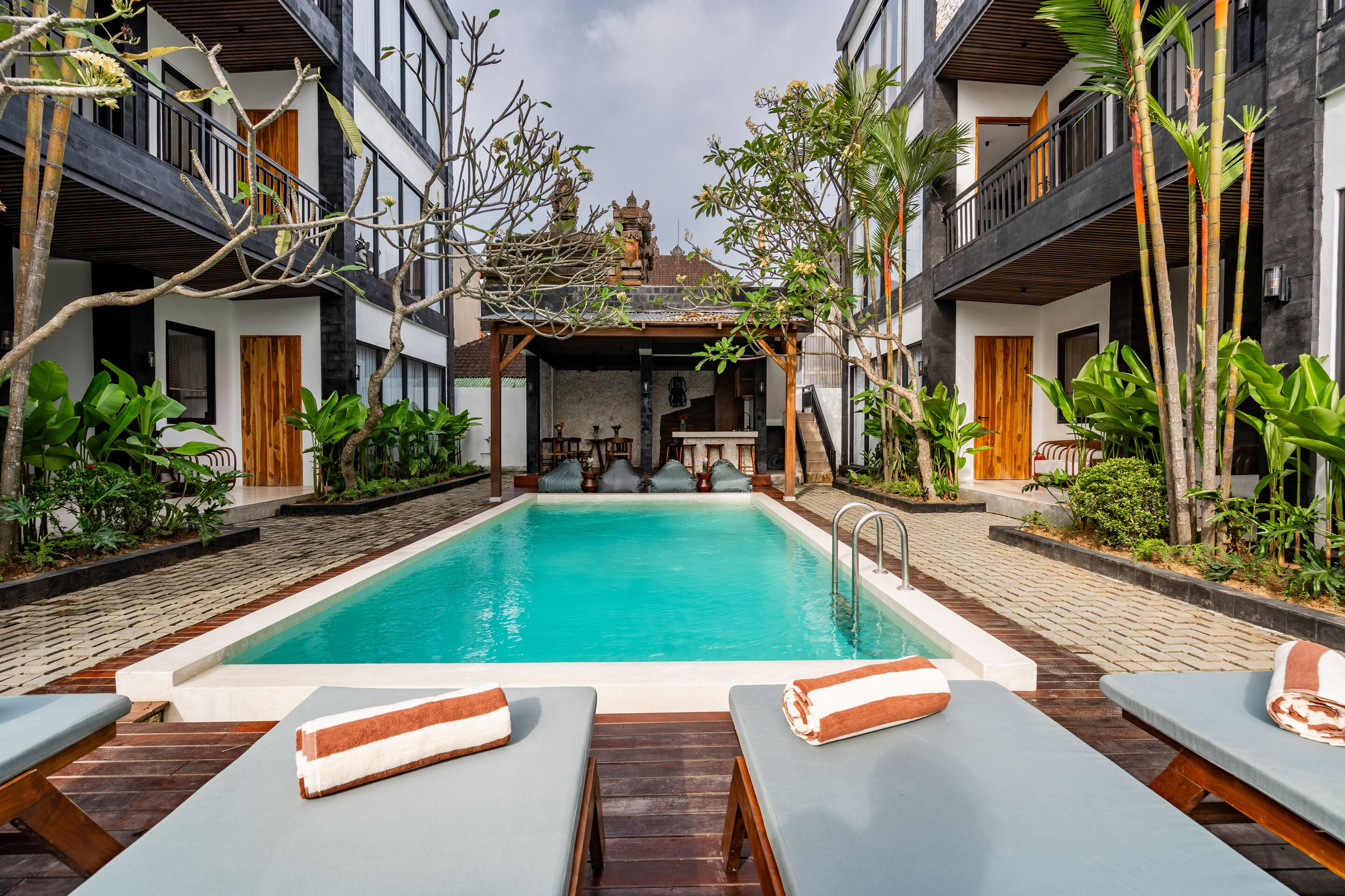 Outdoor pool, sun loungers