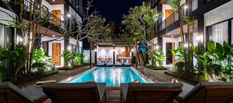 Sebelas Apartments by EVDEkimi – The Residence with Authentic Café in Ubud Center