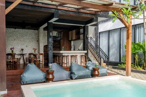 Terrace/patio - Sebelas Apartments by EVDEkimi – The Residence with Authentic Café in Ubud Center (Ubud)