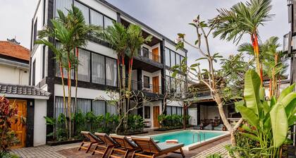 Sebelas Apartments by EVDEkimi – The Residence with Authentic Café in Ubud Center