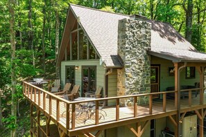 Outdoor dining - The Mossy Antler - Sleeps8 - WIFI - Views - KQ 2TB (Deep Gap)