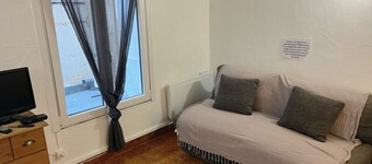 Mezzanine studio 1.2 km from the sea