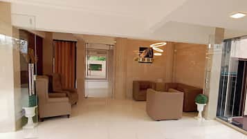 Sala de estar en el lobby