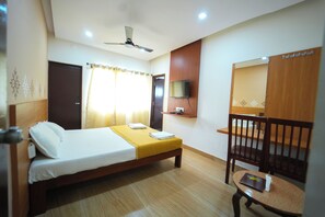 舒适双人房 | 遮光窗帘、熨斗/熨板、免费 WiFi