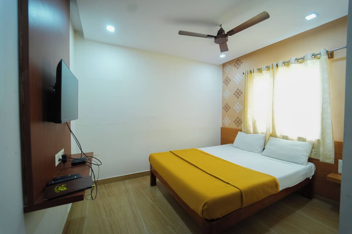 Habitación Confort doble | Cortinas opacas, tabla de planchar con plancha, wifi gratis