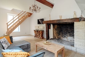 Téléviseur connecté, foyer