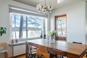 Grand House, Lake View | In-room dining - Lakefront House with 5 BR and Sauna (Lahti)