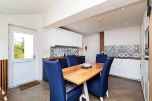 Huis | 3 slaapkamers, een bureau