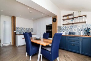 Huis | 3 slaapkamers, een bureau