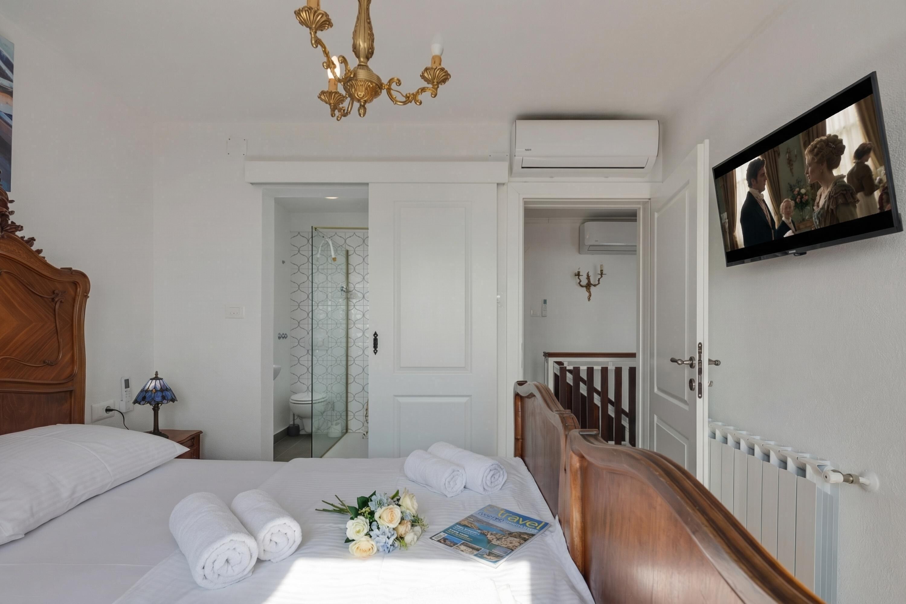 3 bedrooms, iron/ironing board, free WiFi, bed sheets