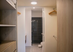 House | 2 bedrooms - w Charming 2BR w Balcony in Miraflores (Lima)