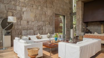 5 habitaciones y acceso a internet