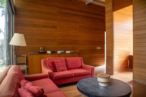 5 bedrooms, Internet - w Elegant 5BR Home w Pool in Cieneguilla (Pachacámac)