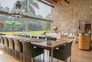 公寓 | 5 間臥室、網路服務