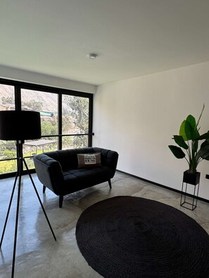 公寓 | 7 間臥室、網路服務