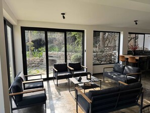 公寓 | 7 間臥室、網路服務