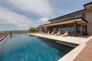 House - w Breathtaking 9BR Villa in Costa Rica (Cabo Velas)