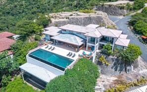 House - w Breathtaking 9BR Villa in Costa Rica (Cabo Velas)