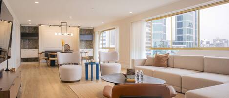 Apartment, Accessible | 3 bedrooms, Internet