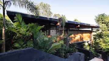 House | 4 bedrooms, Internet