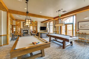 Interior - On-site Gondola Access: Keystone Ski Condo (Keystone)