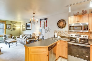 Interior - On-site Gondola Access: Keystone Ski Condo (Keystone)