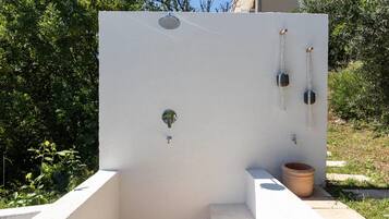 Nhà (Two Bedroom Holiday Home with Terrace) | Ngoại thất