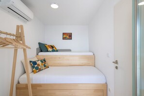 Maison (Two Bedroom Holiday Home with Terrace)
