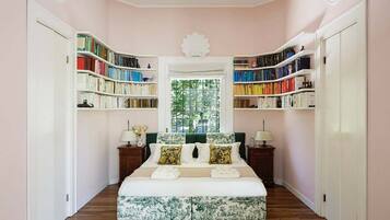 Apartment | 2 bedrooms, Internet