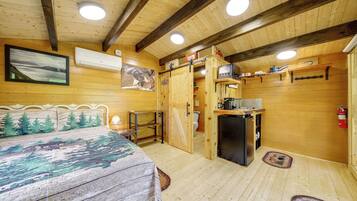 House (0 Bedroom) | Interior