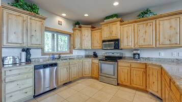 บ้านพัก (5 Bedrooms) | ภายใน