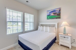 House (3 Bedrooms) | Interior - 4 Mi to Ocean: Coastal Gem in North Carolina! (Ocean Isle Beach)