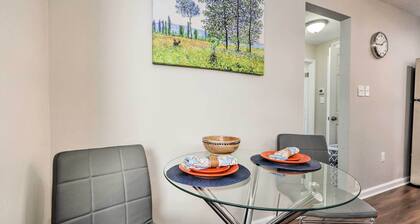 Central Front Royal Getaway on Main Street!