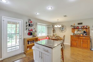 House (1 Bedroom) | Interior