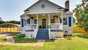 Cottage (2 Bedrooms) | Interior