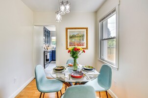 Cottage (2 Bedrooms) | Interior