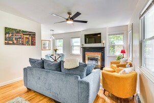 Cottage (2 Bedrooms) | Front of property