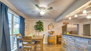 單棟房屋 (2 Bedrooms) | 內部