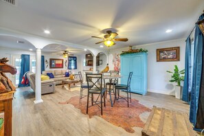 House (2 Bedrooms) | Interior - 7 Mi to Lake Fork: Cottage w/ Deck in Quitman (Quitman)