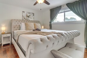 House (3 Bedrooms) | Interior