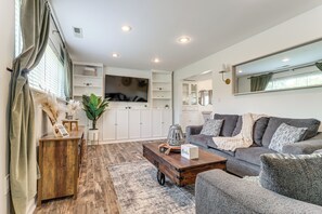 House (3 Bedrooms) | Front of property