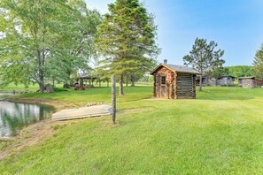 House (3 Bedrooms) | Interior - 5-acre Kingston Getaway: Pond, Peacocks & Fire Pit (Kingston)