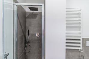 Comfort Apartment, City View | Bathroom | Bidet