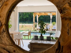Interior - Lorgues: 3-BR house, private pool, A/C & fiber Wi-Fi (Lorgues)