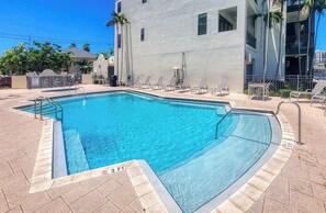 Beheizter Pool