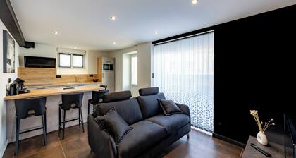 Le Ruthénois T2 with terrace rated 3 stars