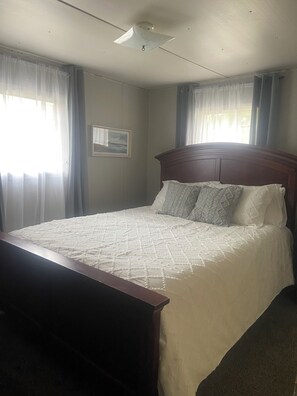 3 chambres, fer et planche à repasser, Wi-Fi, literie fournie